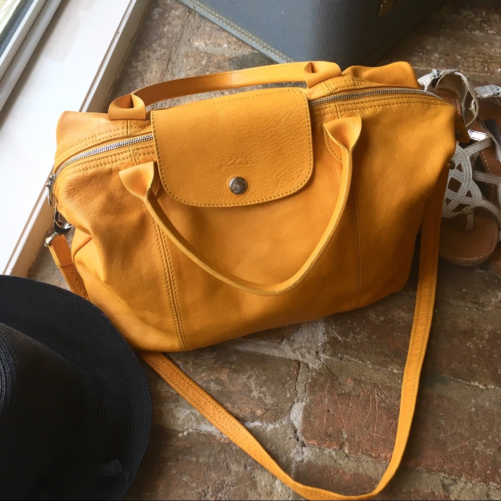🚨PRICE DROP🚨 Longchamp La Pluage Cuir handbag
